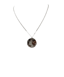 Μενταγιόν Γη